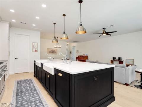 8850 Springwood Ct, Bonita Springs FL - photo 23 of 44
