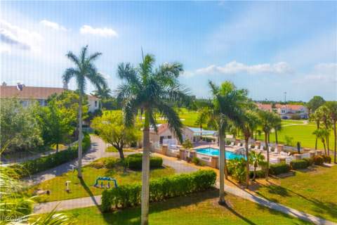 7430 Lake Breeze Dr 403, Fort Myers FL - photo 11 of 38