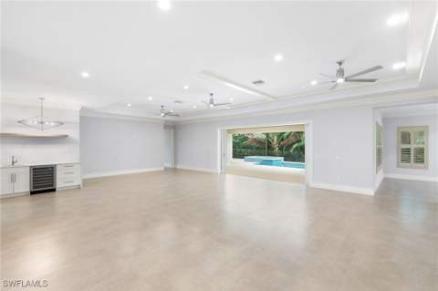 1086 Michigan Ave, Naples FL - photo 11 of 42