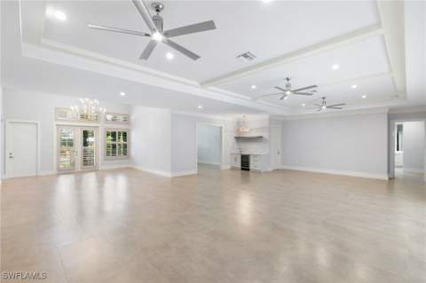 1086 Michigan Ave, Naples FL - photo 12 of 42