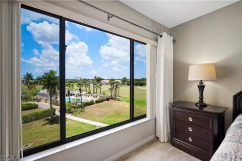 7430 Lake Breeze Dr 402, Fort Myers FL - photo 11 of 44