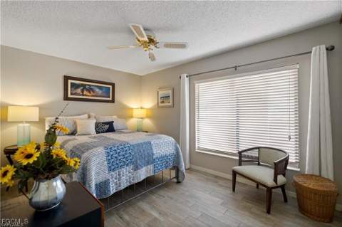 7430 Lake Breeze Dr 402, Fort Myers FL - photo 13 of 44