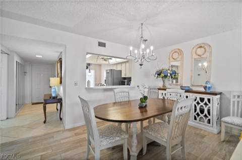 7430 Lake Breeze Dr 402, Fort Myers FL - photo 8 of 44