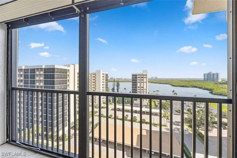 2 bedroom Condominium at 11 Bluebill Ave 1006, Vanderbilt Surf Colony, Naples — photo 4