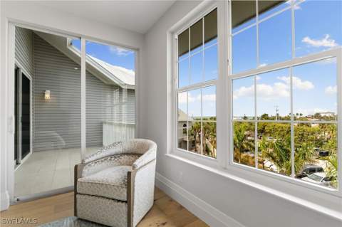 121 Barefoot Cir 16, Bonita Springs FL - photo 24 of 43