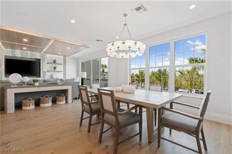 121 Barefoot Cir 16, Bonita Springs FL - photo 9 of 43