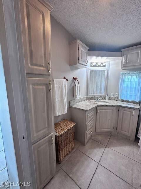 1105 Silver Lakes Blvd, Naples FL - photo 22 of 32