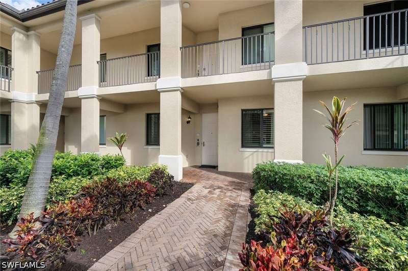 2 bedroom Condominium at 1015 Sandpiper St D105, Naples Bay Resort, Naples — photo 3