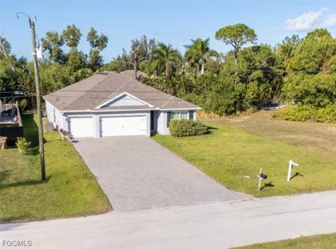 1216 NW 21st Pl, Cape Coral FL - photo 6 of 50