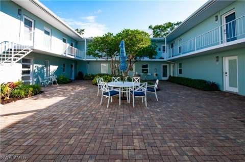 641 12th Ave S 641, Naples FL - photo 15 of 29