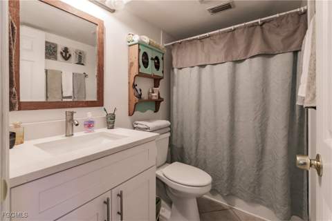 1055 Palm Ave 216, North Fort Myers FL - photo 15 of 17