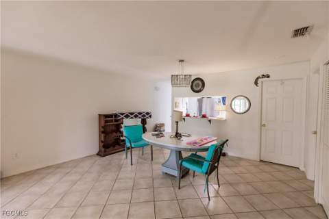 1055 Palm Ave 216, North Fort Myers FL - photo 8 of 17