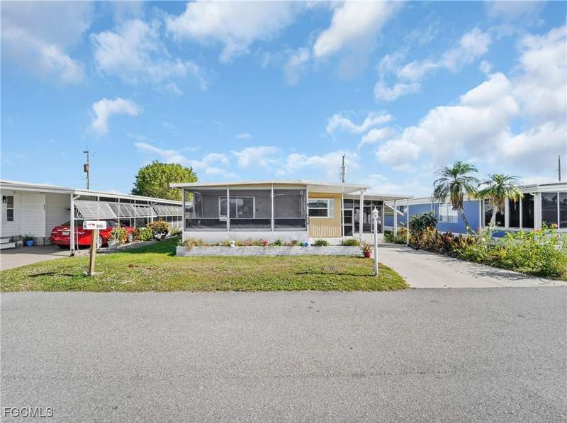 2 bedroom ManufacturedHome at 14518 Battery Bend, Old Bridge Village, North Fort Myers — photo 4