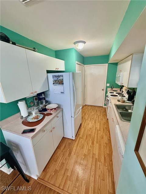 28062 Oak Ln, Bonita Springs FL - photo 16 of 19