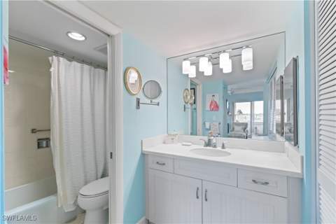 3420 Gulf Shore Blvd N 63, Naples FL - photo 20 of 25
