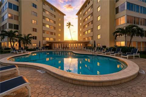 3420 Gulf Shore Blvd N 63, Naples FL - photo 9 of 25
