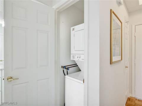 900 Arbor Lake Dr 9-301, Naples FL - photo 18 of 47