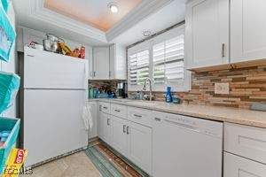 5559 Boynton Ln, Fort Myers FL - photo 8 of 38