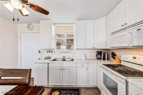 5700 Bonita Beach Rd SW 3-405, Bonita Springs FL - photo 10 of 29