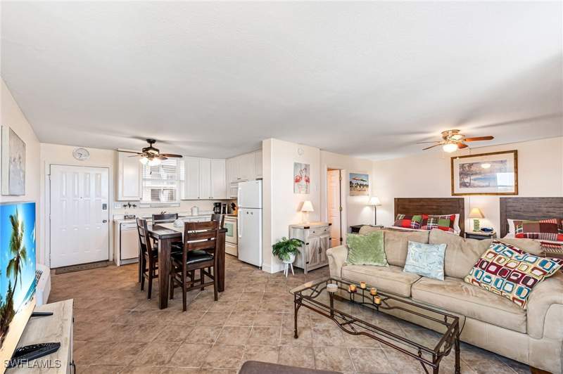 1 bedroom Condominium at 5700 Bonita Beach Rd SW 3-405, Beach And Tennis Club, Bonita Springs — photo 4