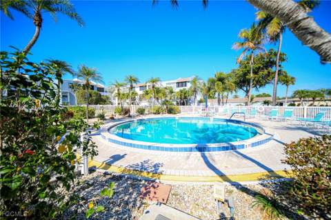 5959 Winkler Rd 206, Fort Myers FL - photo 23 of 50