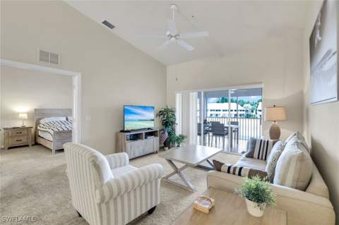 2373 Hidden Lake Ct 8110, Naples FL - photo 11 of 37
