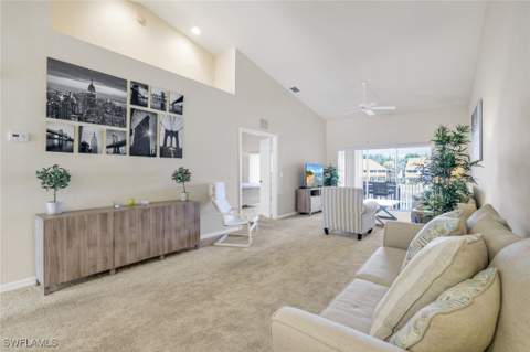 2373 Hidden Lake Ct 8110, Naples FL - photo 12 of 37