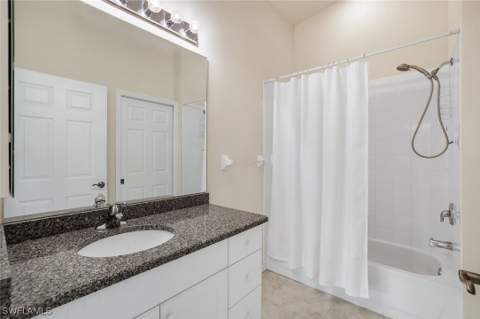 2373 Hidden Lake Ct 8110, Naples FL - photo 6 of 37