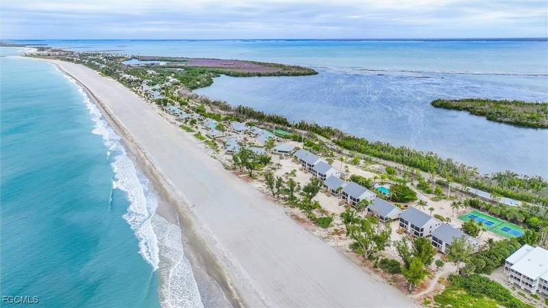 2 bedroom Condominium at 1403 Beach Cottages, Beach Cottages, Captiva — photo 5