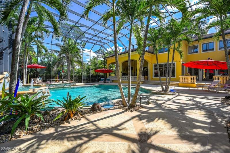 6 bedroom SingleFamilyResidence at 683 Hickory Rd, Pine Ridge, Naples — photo 3