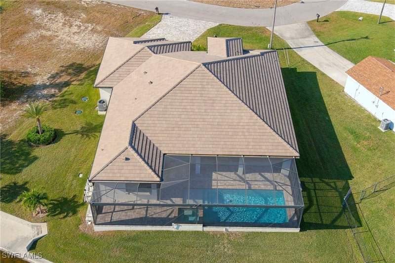 4 bedroom SingleFamilyResidence at 2833 NW 41st Ave, Cape Coral, Cape Coral — photo 4