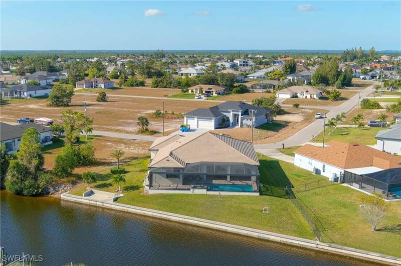 4 bedroom SingleFamilyResidence at 2833 NW 41st Ave, Cape Coral, Cape Coral — photo 5