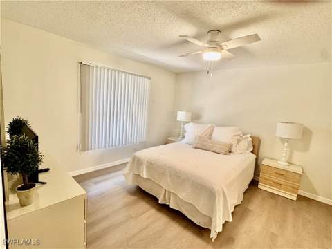 645 Squire Ct 202, Naples FL - photo 24 of 41