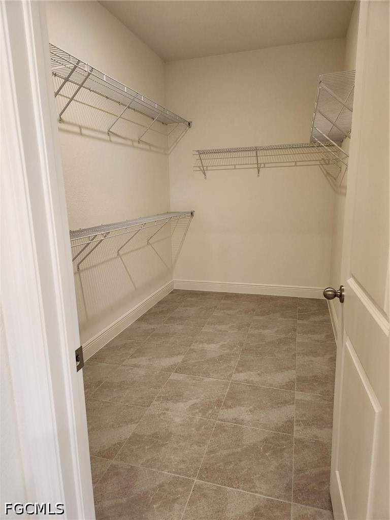 3 bedroom SingleFamilyResidence at 4008 7th St SW, Lehigh Acres, Lehigh Acres — photo 5
