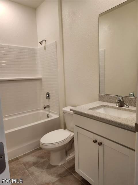 4008 7th St SW, Lehigh Acres FL - photo 7 of 12