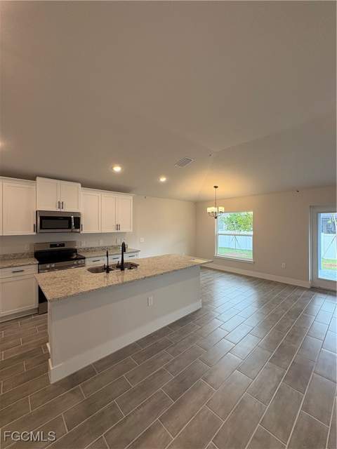2605 NE 1st Pl, Cape Coral FL - photo 11 of 28