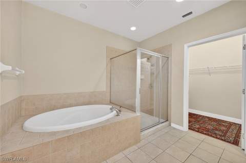 9601 Spanish Moss Way 3624, Bonita Springs FL - photo 15 of 26