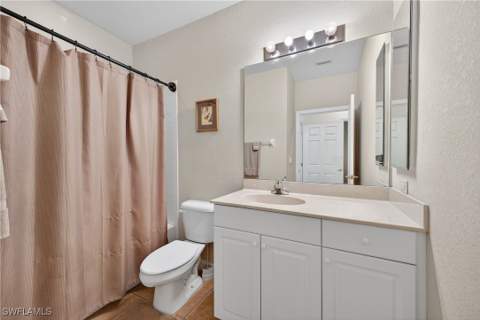 9601 Spanish Moss Way 3624, Bonita Springs FL - photo 18 of 26