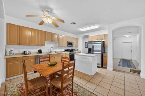9601 Spanish Moss Way 3624, Bonita Springs FL - photo 7 of 26