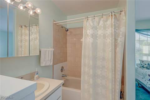 1005 SW 48th Ter 2, Cape Coral FL - photo 16 of 29