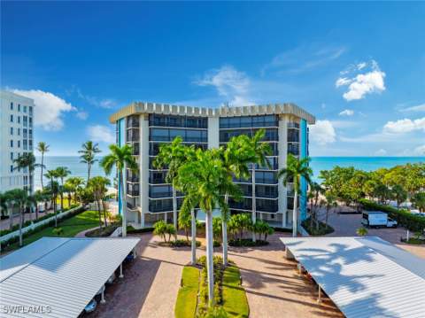 3399 Gulf Shore Blvd N 111, Naples FL - photo 12 of 45