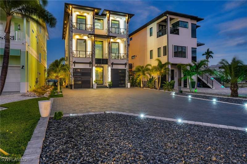 4 bedroom SingleFamilyResidence at 441 Estero Blvd, Island Shores, Fort Myers Beach — photo 4