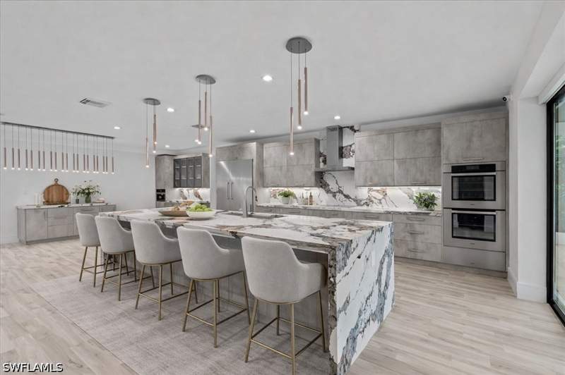 4 bedroom SingleFamilyResidence at 3800 Crayton Rd, Park Shore, Naples — photo 5