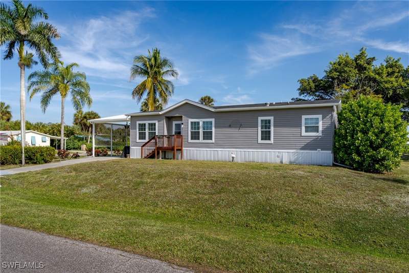 3 bedroom ManufacturedHome at 104 Rookery Rd, Riverwood, Naples — photo 3