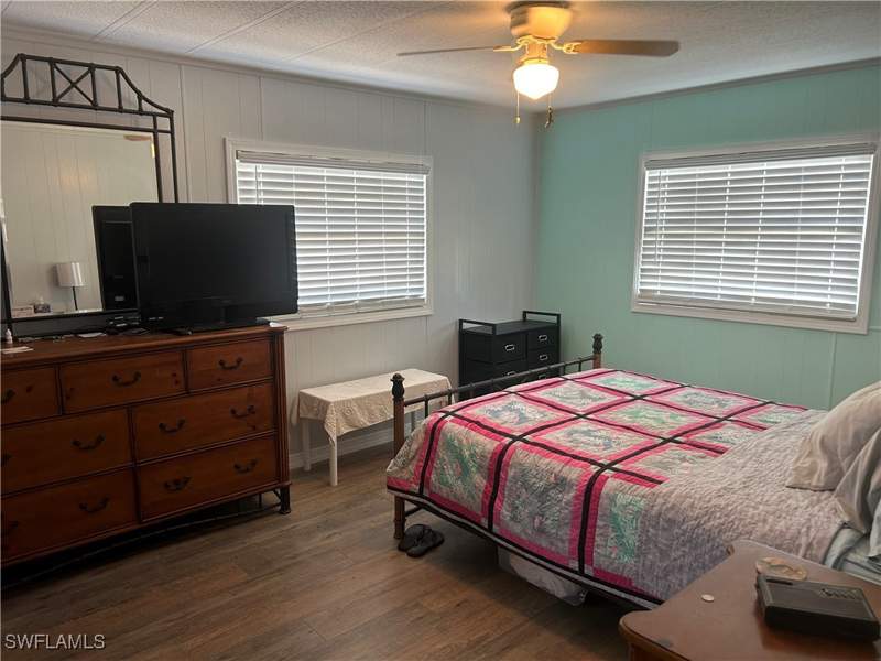 2 bedroom ManufacturedHome at 221 Indian Key Ln 254, West Wind Estates, Naples — photo 3