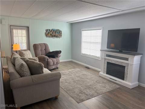 221 Indian Key Ln 254, Naples FL - photo 9 of 10
