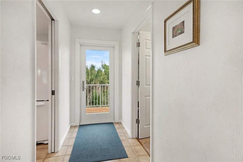 4 bedroom SingleFamilyResidence at 400 Rabbit Rd, Sanibel River, Sanibel — photo 4
