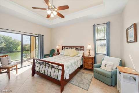 2011 NW 9th Pl, Cape Coral FL - photo 11 of 22