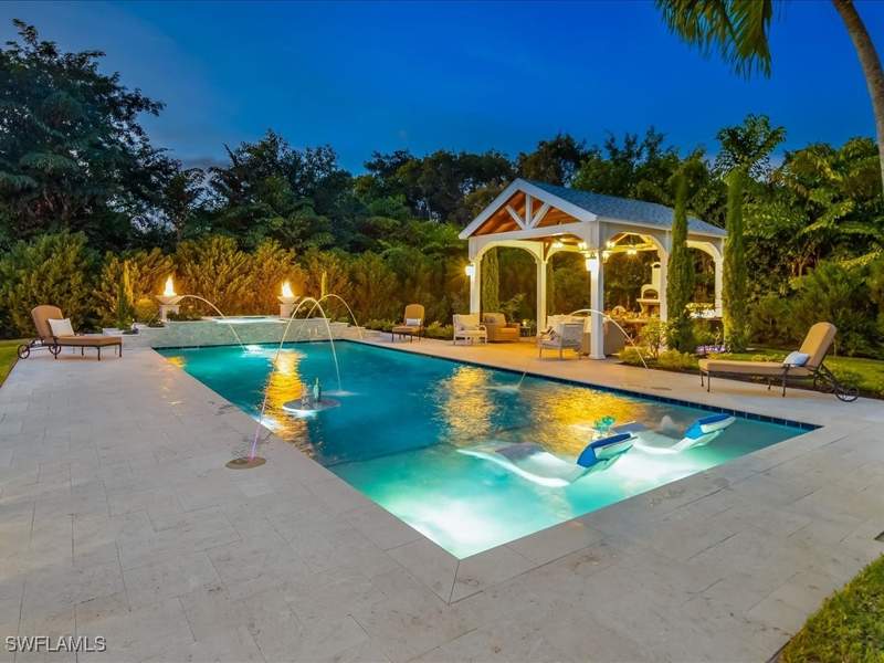 4 bedroom SingleFamilyResidence at 624 Ridge Dr, Pine Ridge, Naples — photo 2