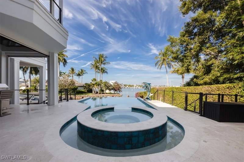 4 bedroom SingleFamilyResidence at 793 17th Ave S, Aqualane Shores, Naples — photo 3
